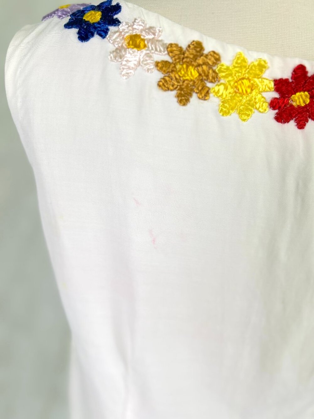 Vintage 1960s Hand-Embroidered White Sleeveless Top, Colorful Floral Folk Blouse - Picture 11 of 13